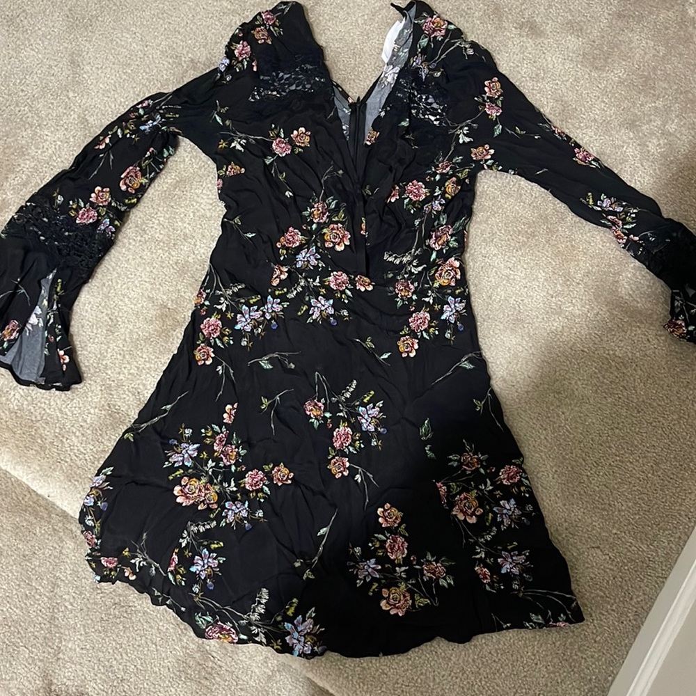 Bell sleeve floral dress